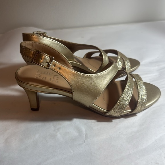 New Naturalizer sparkly gold straps heels women’s 6.5 M - Picture 3 of 6